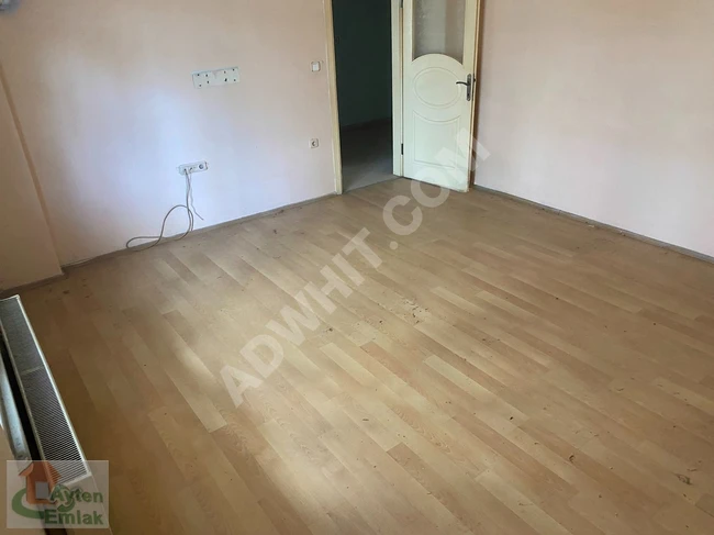 Esenyurt Yeşilkent mh. Gaziler Parkı Karş.2+1 100m2 Yüksek giriş