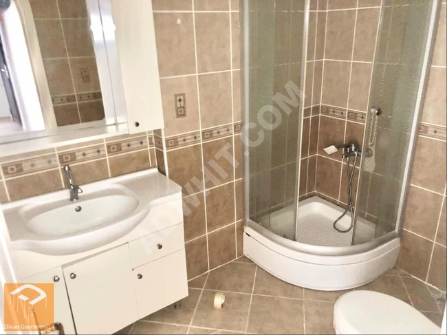 2+1 high entrance apartment for rent in Şerifali neighborhood