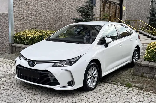 Toyota - موديل 2020 - هجينة - اتوماتيك - بدون سجل حوادث - مع امكانية التقسيط علي 12 شهر - منERS AUTO