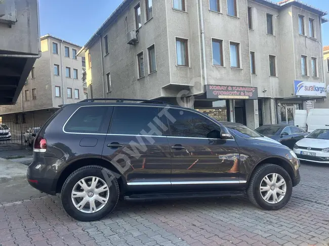 سيارة TOUAREG 2.5 TDİ موديل 2008 - بدون تغييرات، في حالة نظافة لا مثيل لها، بدون مصاريف إضافية