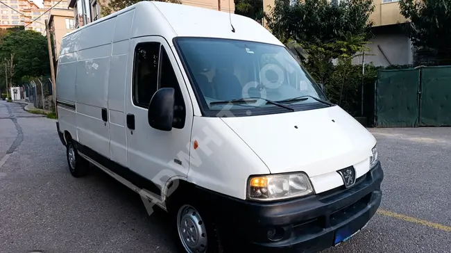 فان PEUGEOT BOXER 2.8 TDİ موديل 2004 - ديزل 13 متر مكعب بمسافة 180 ألف كم