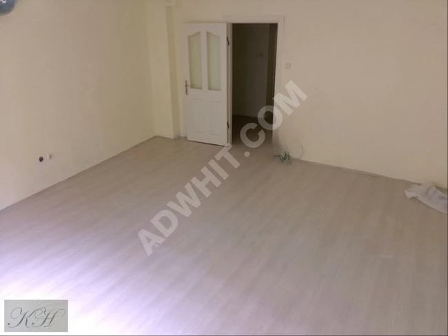 Clean 2+1 apartment on the first floor for rent in Zeynep Kamil,