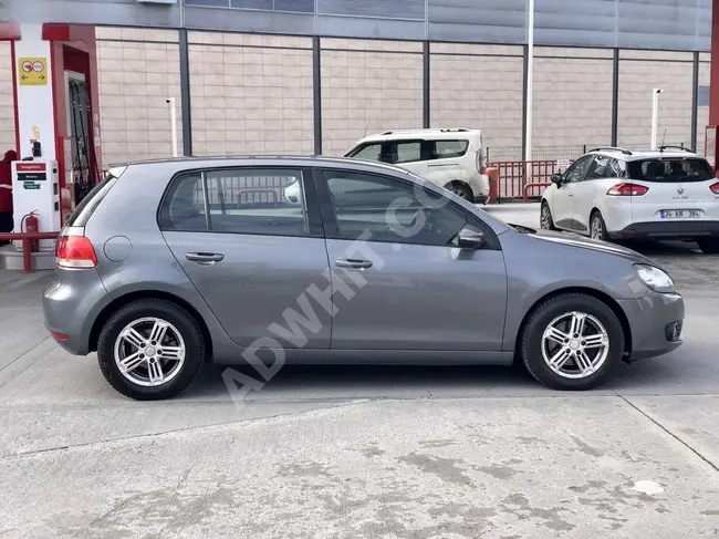 سيارة VOLKSWAGEN GOLF 5 1.4 TSI  موديل 2011 - بقوة 122 حصان TRENDLINE ناقل حركة يدوي