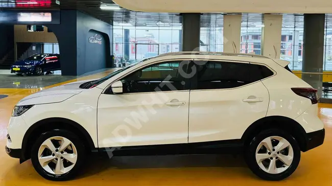 سيارة NISSAN QASHqAİ SKYPACK موديل  2020بسقف  زجاجي/ قرض + سندات