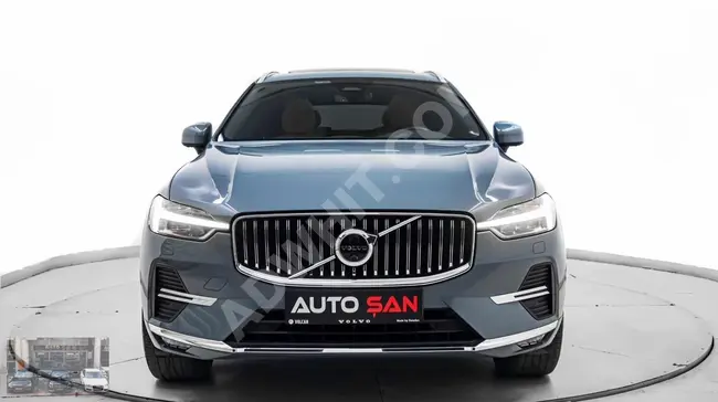 سيارة Volvo XC60 موديل 2022 - بدون طلاء 19 بوصة + هارمان + تبريد + 360