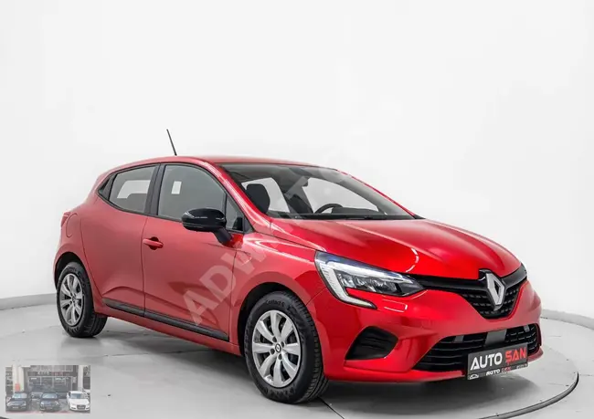 RENAULT CLIO JOY car, model 2023, with 27,000 km mileage under factory warranty - 20% included in the invoice