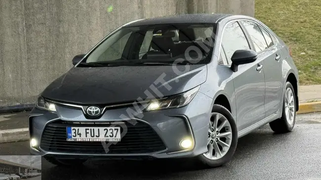 سيارة Toyota Corolla موديل 2022 - بدون عيوب نظيفة جداً