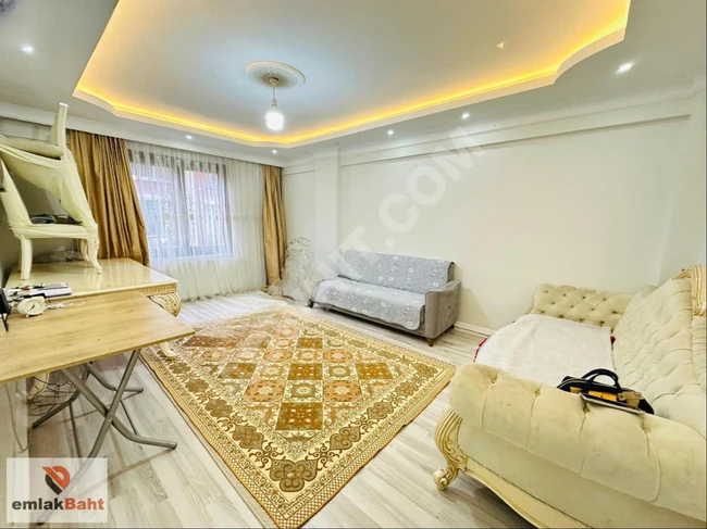 GÜLTEPEDE METROBÜSE 1DK.3+1 120M 2.KAT DAİRE