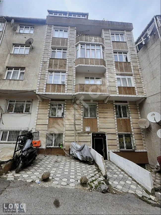 Apartment for rent, first floor 2+1 on Vatansever Street