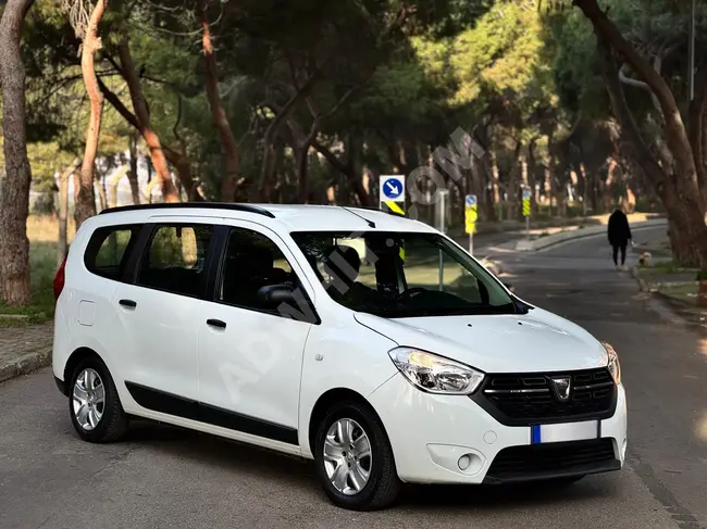 DACIA LODGY 1.5 BLUEDCI AMBIANCE model 2021, new body, 84,000 km, 7 seats