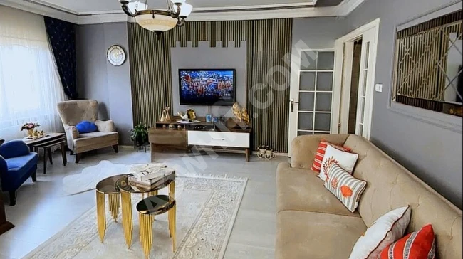 Apartment for sale 2+1 with an area of 115 m2 on the second floor in GAZİOSMANPAŞA ŞEMSİPAŞA