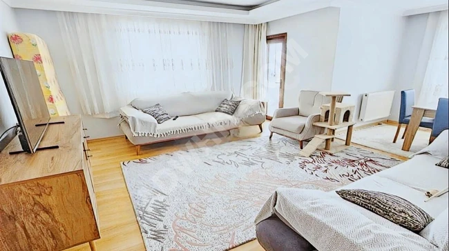 Apartment on a middle floor, 90 square meters, close to the metro, facing ATAYOLU Street.