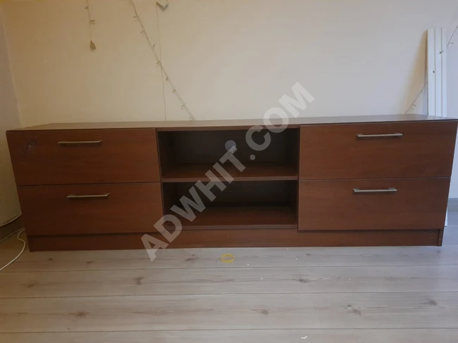 Television cabinet (small bookshelf)