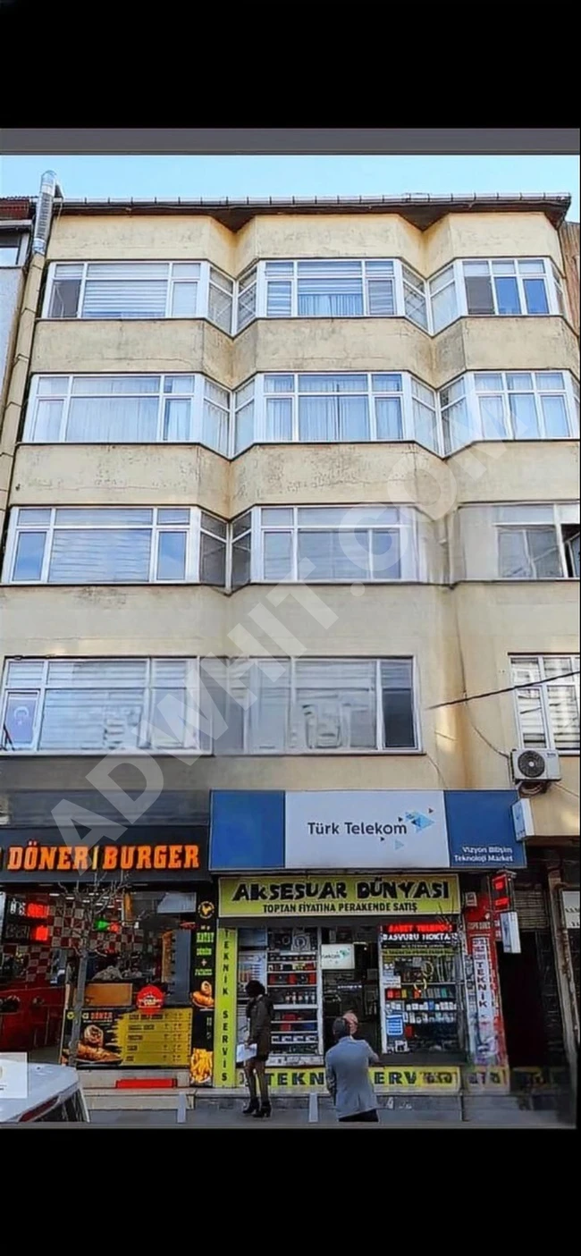 On the street, opposite the metro and dap yapi company in Kağıthane Seyrantepe