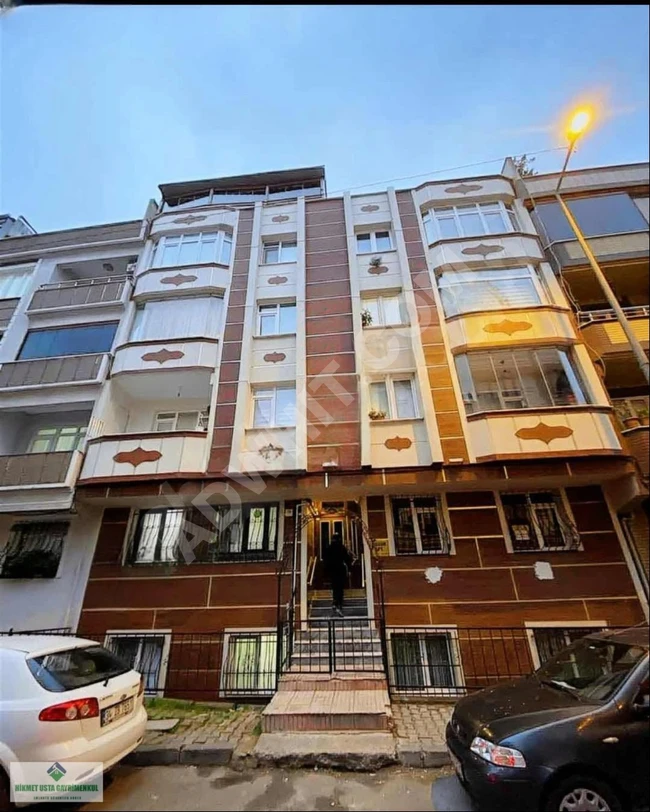 Apartment for sale on the second floor 2+1 with an area of 100 square meters in GAZİOSMANPAŞA BOSHNJAK