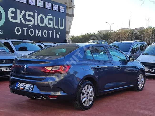 سيارة RENAULT MEGANE 1.3 TCE موديل 2022 بمسافة 49 ألف كيلومتر مع امكانية القرض