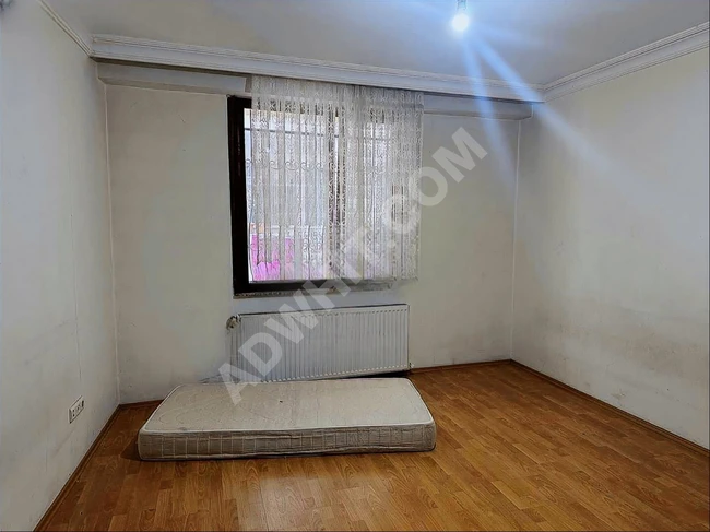 2+1 Apartment on the Ground Floor in Kağıthane Çeliktepe