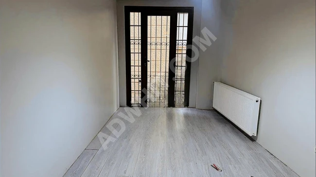 1 + 1 apartment on the ground floor with a beautiful garden in Kağıthane Çeliktepe