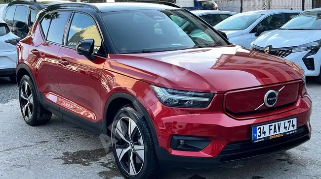 سيارة VOLVO XC40 P8 RECHARGE PRO ELECTRIC موديل 2022 بقوة 408 حصان بدون أخطاء