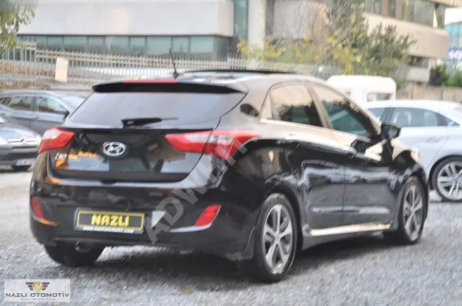 HYUNDAI I 30 car, model 2015 (we offer an installment option through bonds)