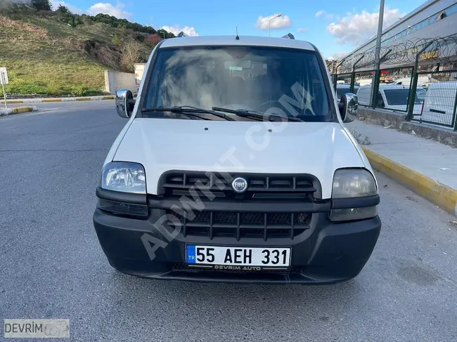 ميني فان Fiat Doblo 4+1 موديل 2005 - بحالة نظافة ممتازة