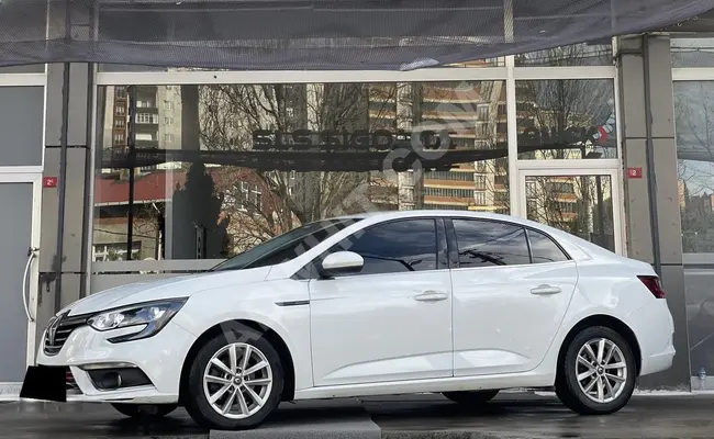 RENAULT MEGANE car 2020 model without changes from SLS.