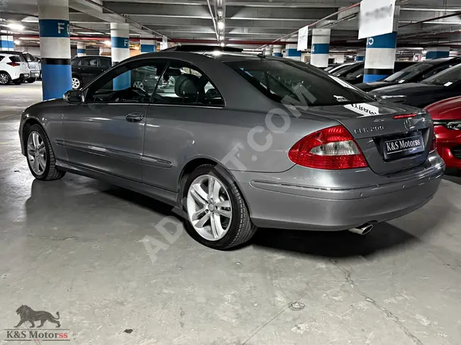 CLK 200 KOMP car model 2009 with a mileage of 82,000 km assembly car