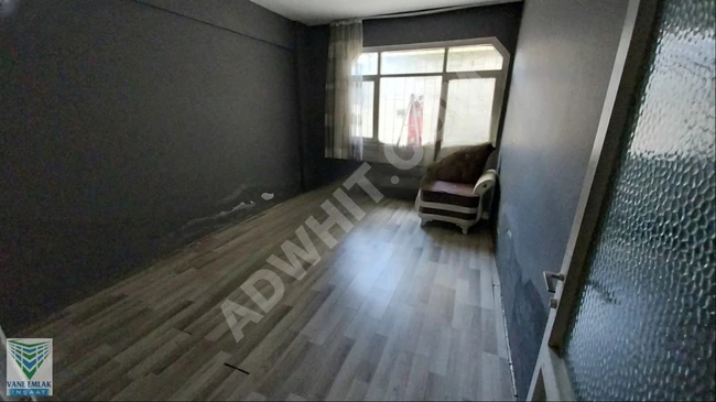 2+1 apartment on the ground floor for rent in GÜNGEREN MARAŞALÇAKMAK from VANE EMLAK