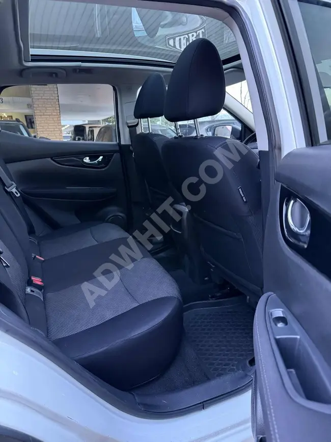 Qashqai 2016 Model - Diesel Automatic - 120,000 km - Glass Roof