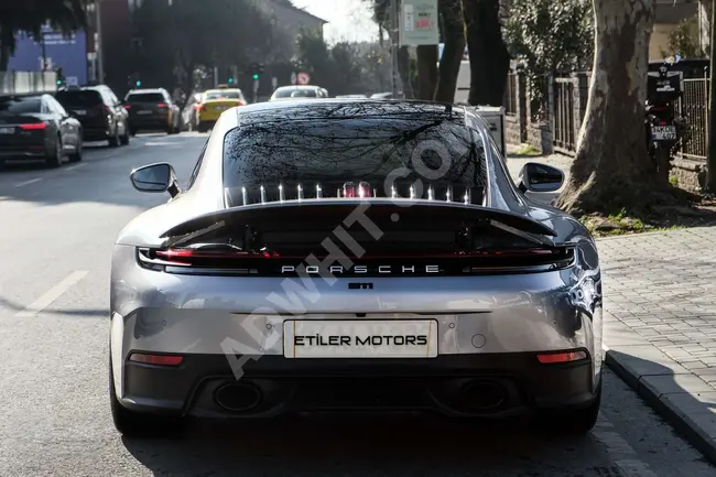 سيارة  Porsche 911 نظام رفع المقدمة (Lift) نظام عادم رياضي نظام DISTRONIC من  Etilermotors