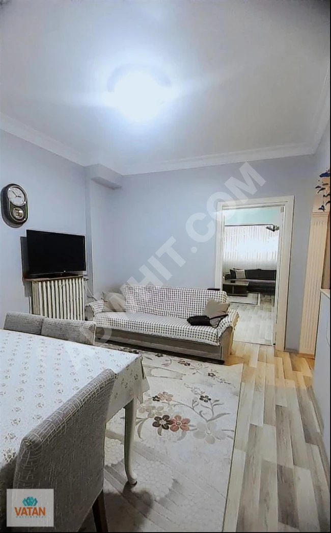 FATİH OKUMUŞADAM SOKAKTA 3+1 SATILIK DAİRE