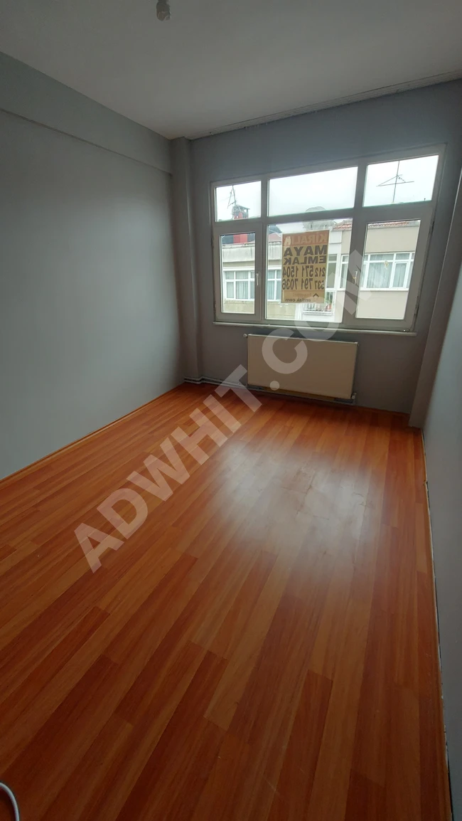 2+1 apartment for rent, clean with central heating, near the beach.