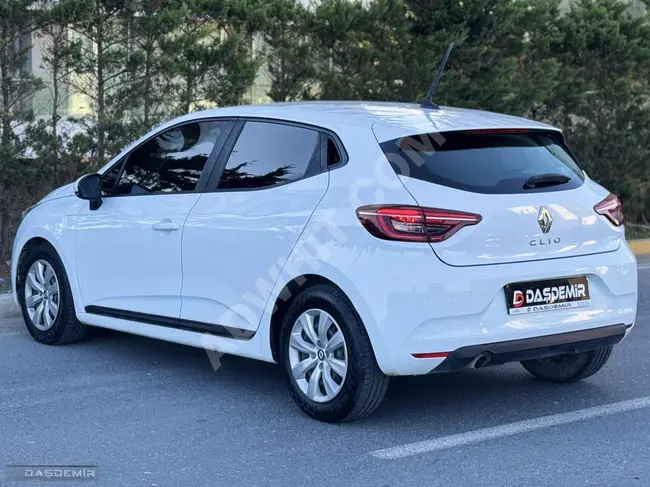 Renault Clio  - موديل 2021 - مصانة جيدا