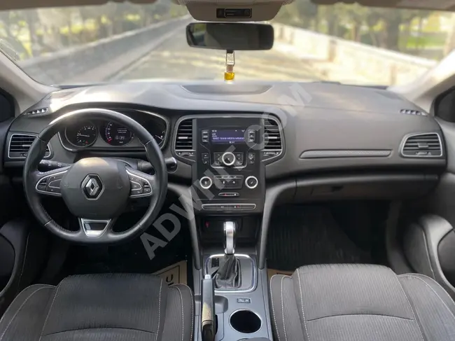 سيارة RENAULT MEGANE 1*5 DCİ TOUCH EDC موديل 2020