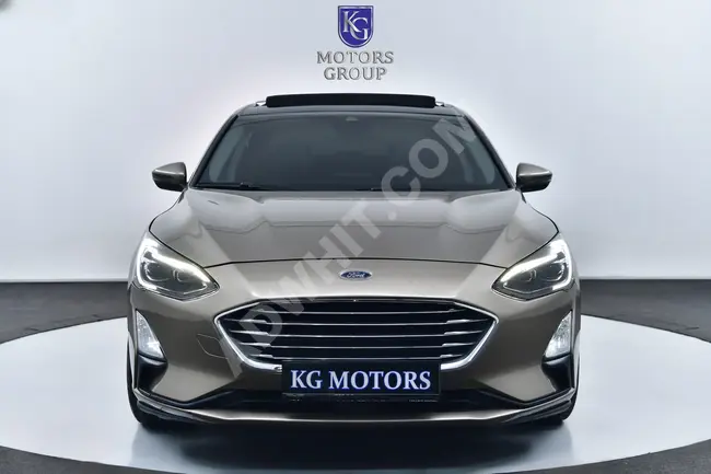 FOCUS TITANIUM Car, 2018 Model, Automatic with Panoramic Sunroof + Rear Camera + Automatic Control System