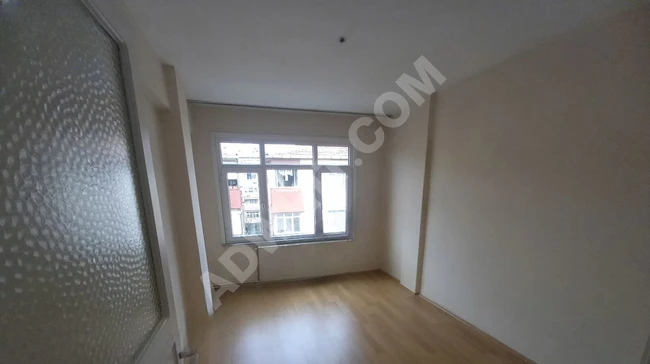 Apartment for rent in the center of SEFAKÖY, in the TEYFİKBEY neighborhood - from GÜNGÖR REAL ESTATE