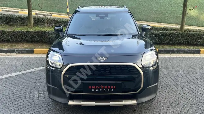 MINI COUNTRYMAN-E FAVOURED 2024 model with 4,800 km from the dealer