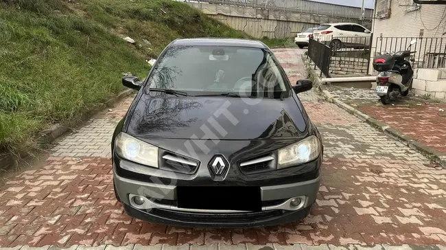 Megane car/1.5 model 2009 diesel 230km/6 speeds 110 horsepower/without change with two painted parts