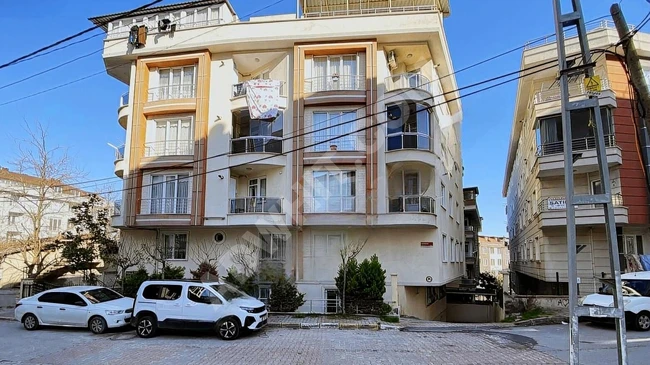 2+1 apartment on the ground floor of a new building, with a total area of 85 square meters in the center of BEYLİKDÜZÜ YAKUPLU.