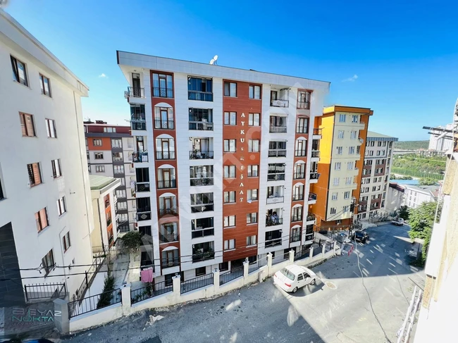 Spacious 3+1 apartment with a master bathroom on the middle floor, new and with a residence permit from BEYAZNOKTA.