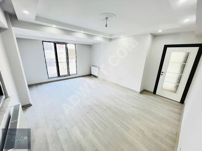 Spacious 3+1 apartment with a master bathroom on the middle floor, new and with a residence permit from BEYAZNOKTA.