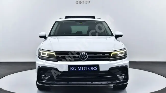 WV TIGUAN 1.4 TSI R-LINE Model 2018, panoramic roof, electric storage trunk, digital display screen