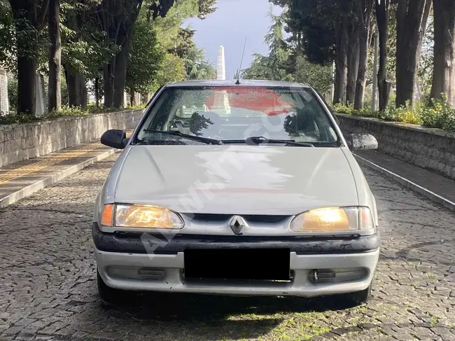 RENAULT 19 1*4 car model 2000 - LPG and 266,000 km mileage