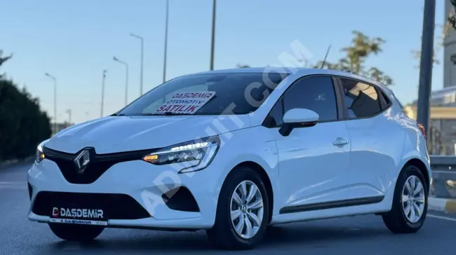 Renault Clio  - موديل 2021 - مصانة جيدا