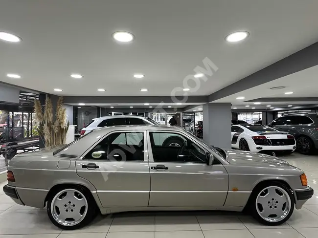 سيارة MERCEDES 190E 1.8 موديل 1991 - ناقل حركة  يدوي بدون نفقات مكيفة كيلو مترات أصلية.