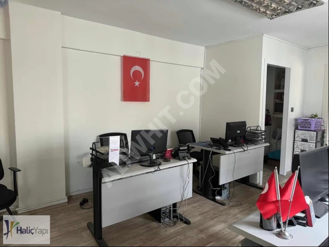 Entire building for sale directly opposite ŞİŞLİ Mosque