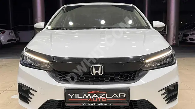 Honda City car model 2022 - with a mileage of 62 thousand** 1.79 loan - night vision