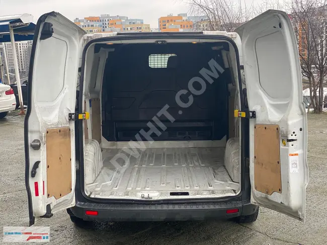 فان  Ford Transit Custom موديل 2016 مُخصّص مُكيّف هواء مسافة 229 كم - 60٪ دفعة مقدمة 12 شهر شيكات