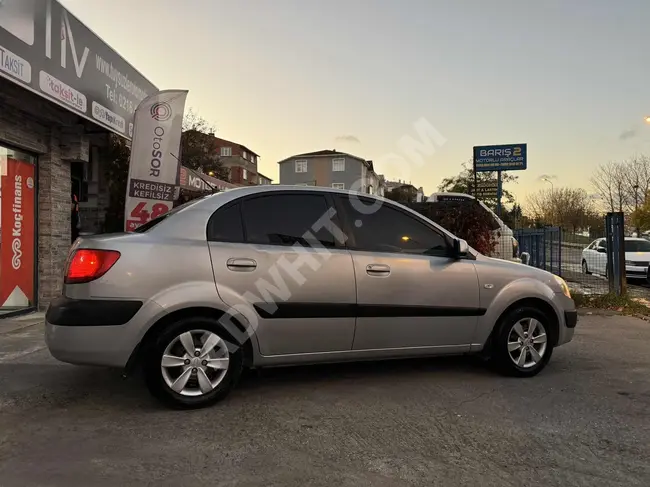 KIA RIO with a down payment of 185,000, automatic, without defects, in clean and well-maintained condition.