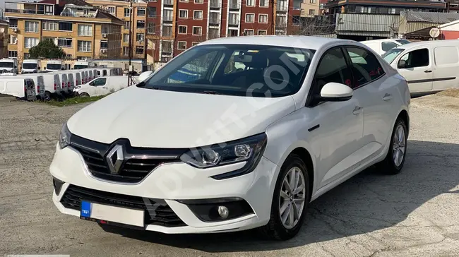 MEGANE SEDAN 1.5DCI EDC Car Model 2020 - with a distance of 141 thousand km - 60% down payment and the rest in installments over 12 months